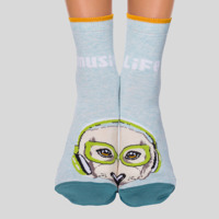  .  HAPPY 17-21, 099 -