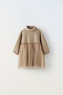 ZARA ������ ������� � ��������� �����