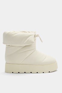 pullandbear Padded flat boots 