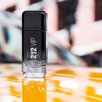 CAROLINA HERRERA 212 Vip Black ������ 35% �� 28.02.