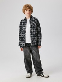 Acoola      Yugan 20110440100 -