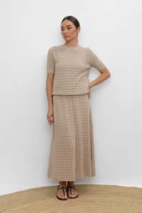   23.12 Very Neat    734/