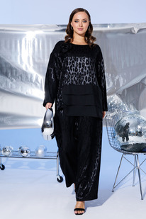 ������ Mubliz 235