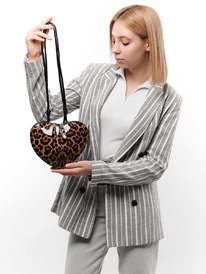 22.06 LACCOMA ����� ��836-������ ������ ����������� ���� ������